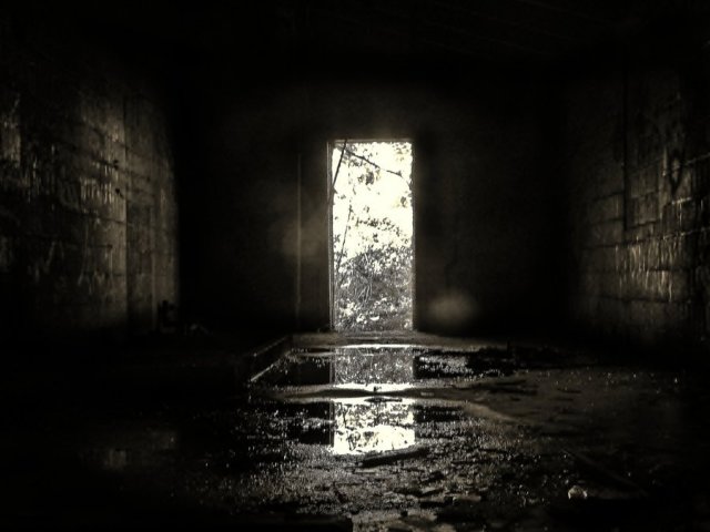 doorway_to_heaven_by_aaronsp-d47vpdu.jpg, 76 KB
